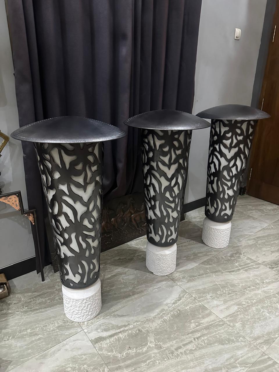 Lampu Taman Tembaga Custom Outdoor: Handmade Plat Tembaga, Finishing Hitam Kimia Tahan Cuaca