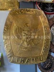 Jasa pembuatan Logo Kuningan Custom dengan Ukiran Timbul