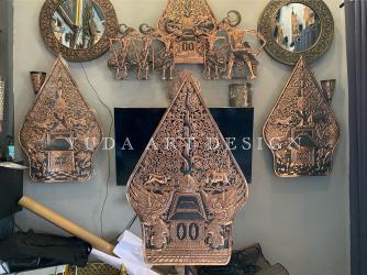 Kisah di Balik Gunungan (Kayon) Wayang: Simbol Kosmos, Kehidupan, dan Jalan Menuju Sang Pencipta