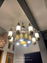 Lampu Gantung Masjid Kuningan Custom (Diameter 1M, 8 Tangkai): Finishing Poles Mengkilap & Layanan Refinishing