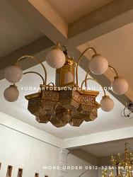 Lampu Gantung Masjid Kuningan Mewah: Chandelier Robyong Emas untuk Kubah Utama yang Agung