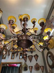 Lampu Gantung Tembaga Antik 2 Meter: Megah 2 Tingkat, 18 Tangkai, Finishing Klasik Coklat Kemerahan
