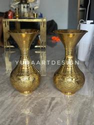 Vas Kuningan Custom Poles Mengkilap: Sentuhan Mewah dan Elegan untuk Dekorasi Ruangan Anda