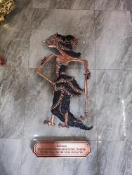 Wayang Srikandi Tembaga Finishing Hitam Poles – Bisa Custom Desain & Ukuran
